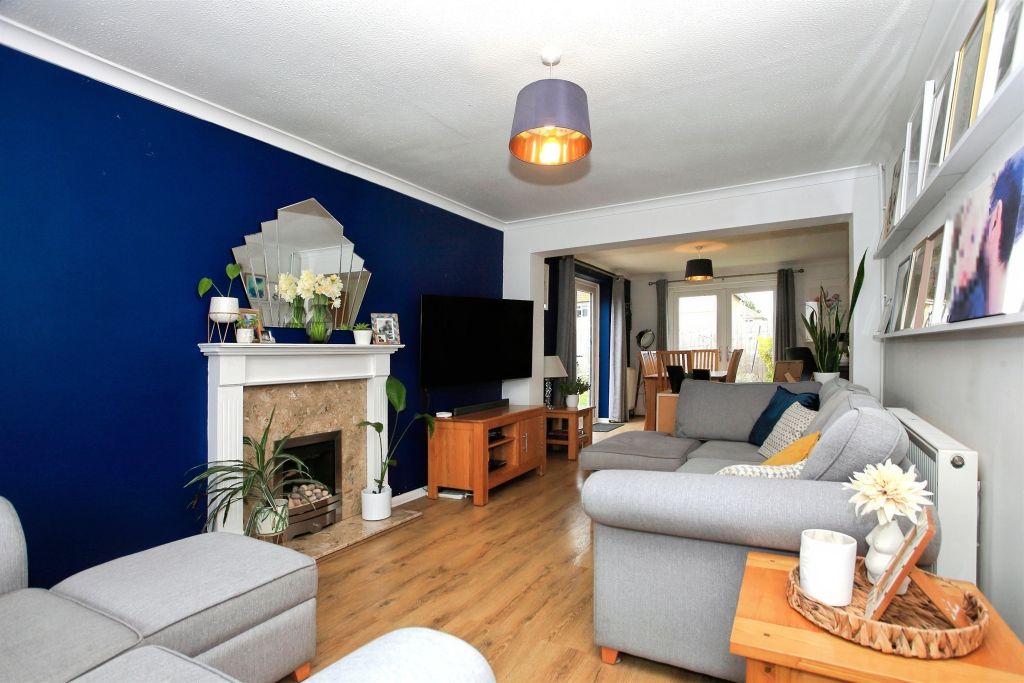 Property photo 3 of 19