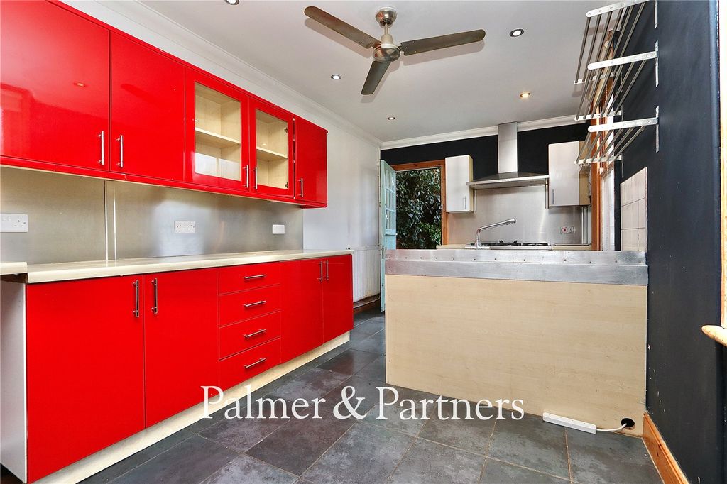 Property photo 3 of 22 Picture No. 07