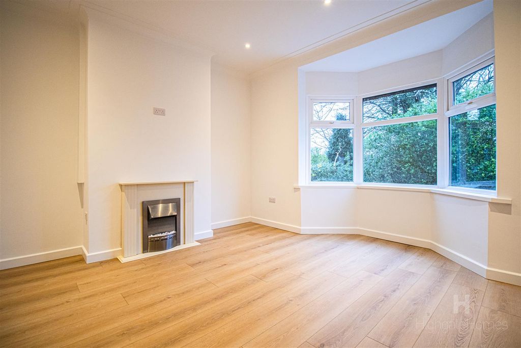 Property photo 2 of 13 Reception