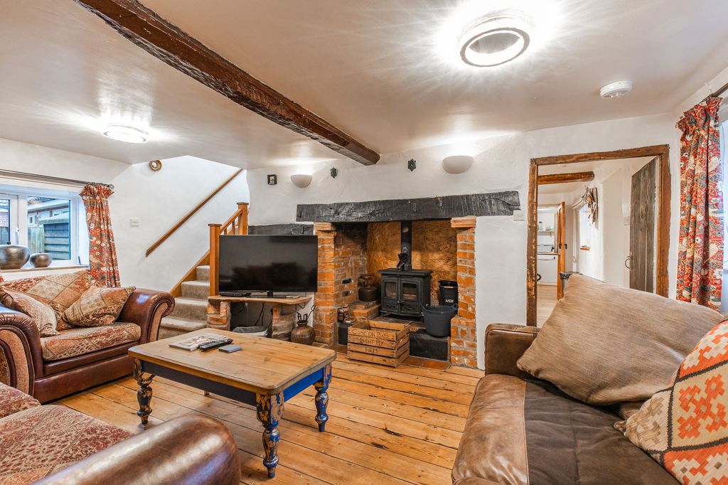 Property photo 3 of 13