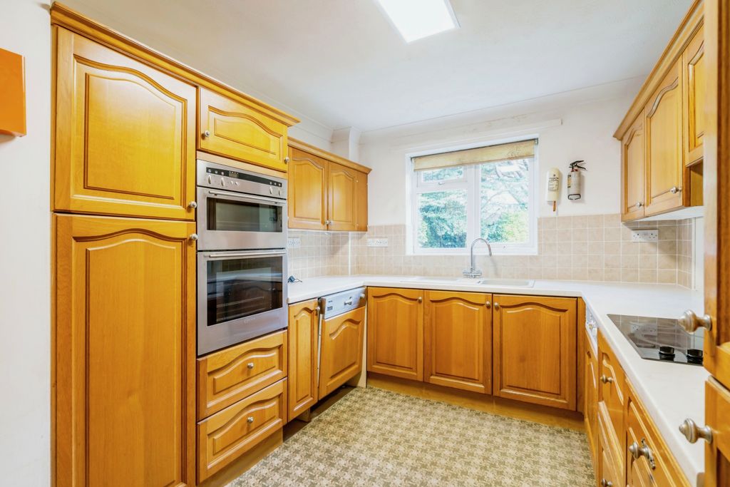 Property photo 2 of 14 Photography