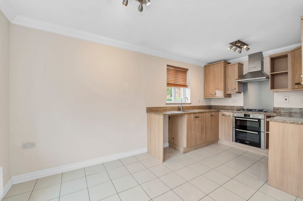 Property photo 3 of 15 Dcp_2526