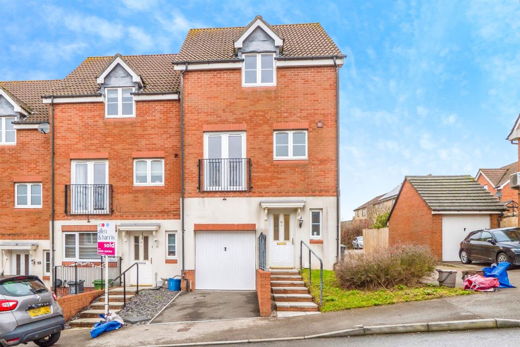 Property photo 1 of 23