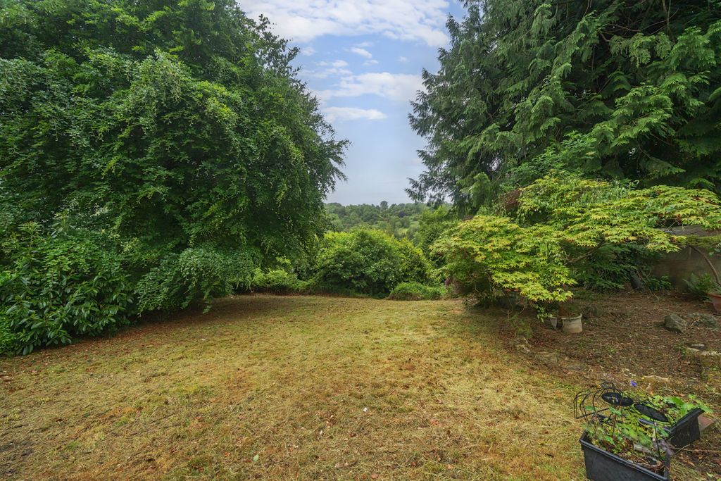 Property photo 3 of 10