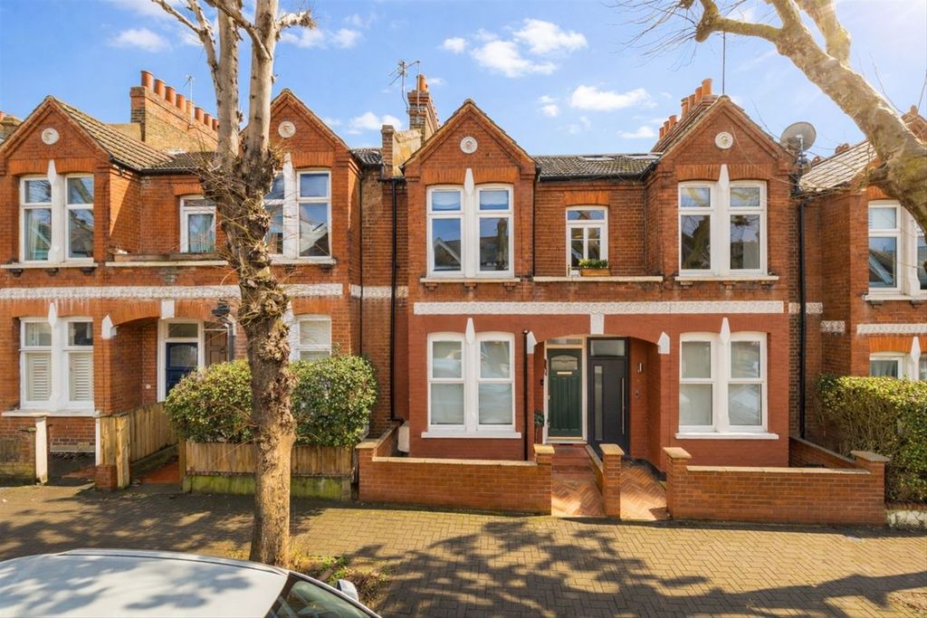 Property photo 1 of 11