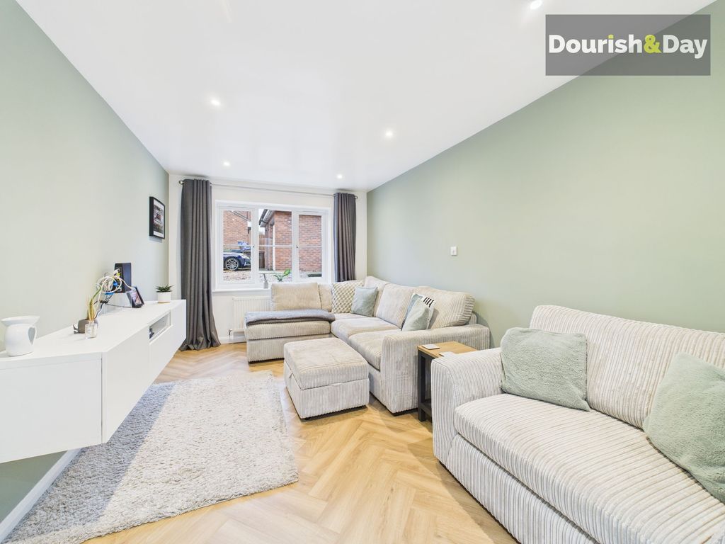 Property photo 3 of 15 Living Room