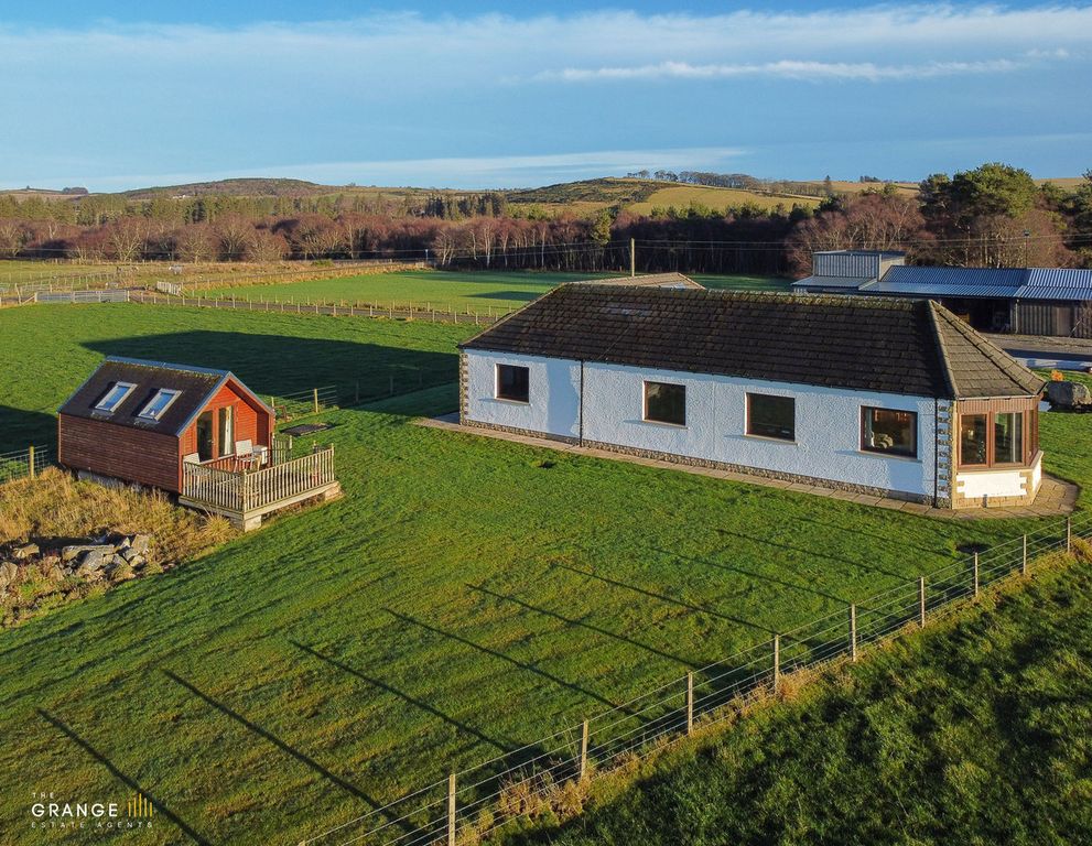 Property photo 3 of 43