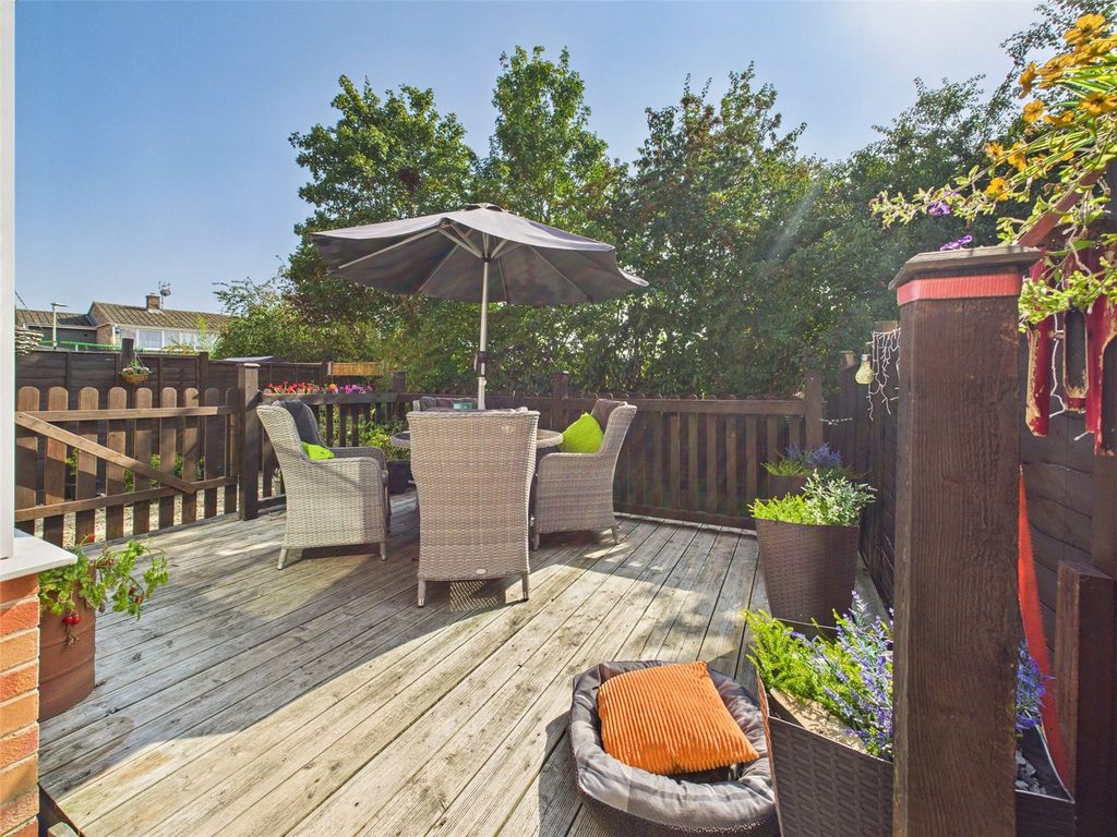 Property photo 2 of 23 Picture No. 02