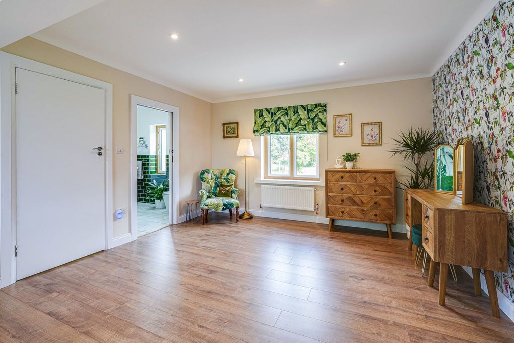 Additional image 39 of 6 bed detached house for saleSaint Hill Road, East Grinstead RH19