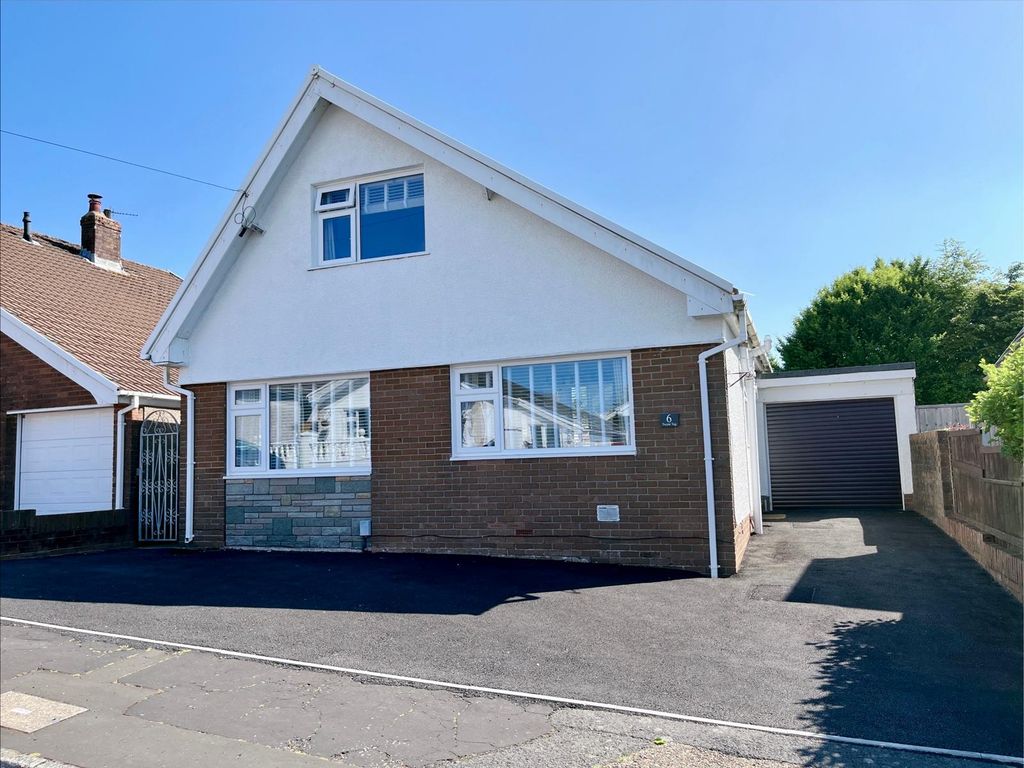 Property photo 1 of 26