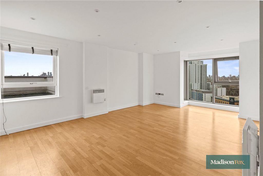 Property photo 3 of 13 Picture No. 05