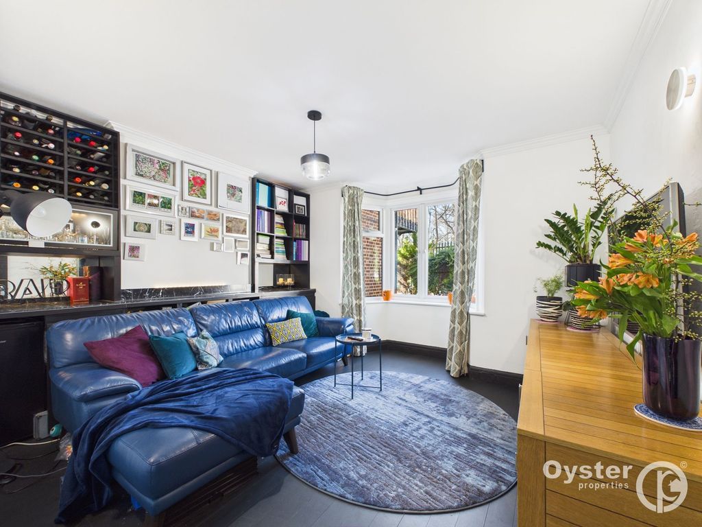 Property photo 2 of 14 Reception