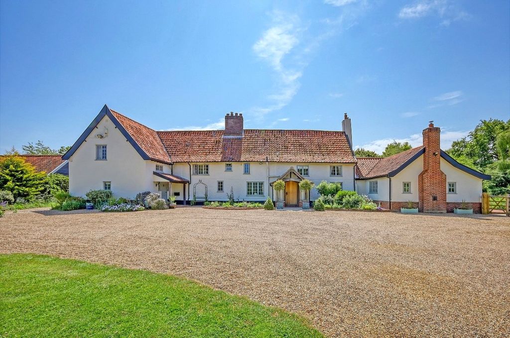 Property photo 1 of 32 Rose Farm