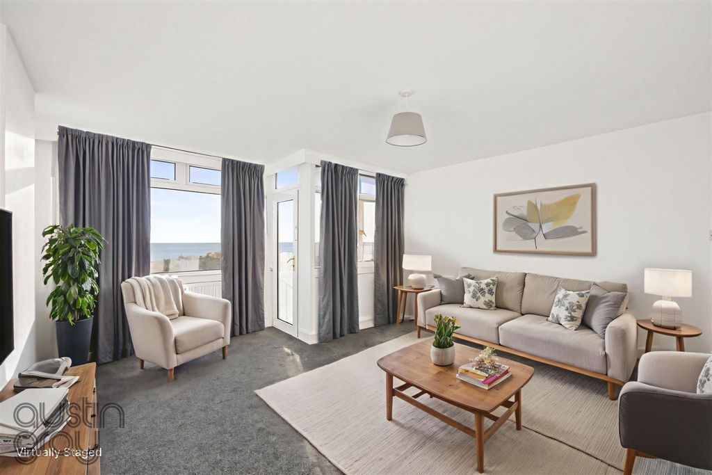 Property photo 3 of 12 Furze-Hill-Furze-Hill-Court-44-008 - 2.Jpg