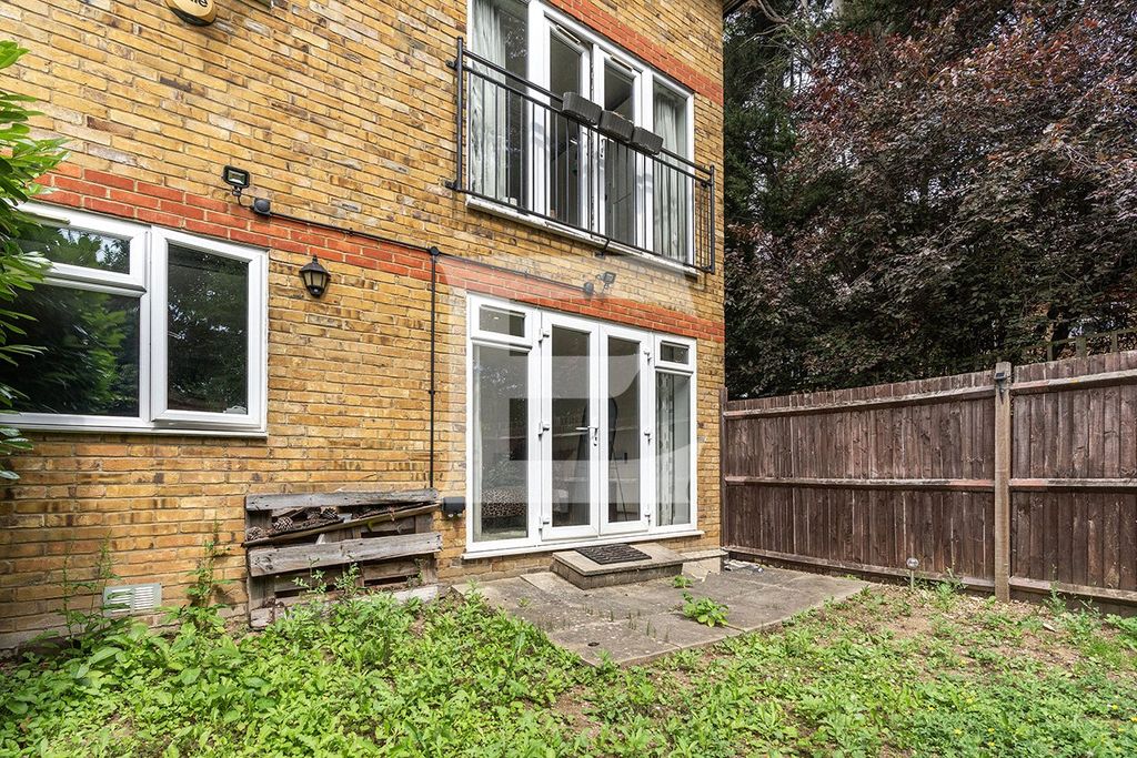 Property photo 3 of 18 Picture No. 19