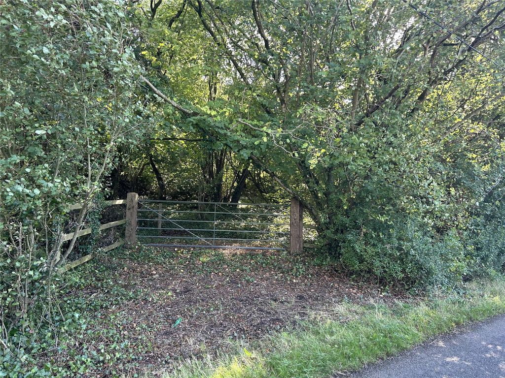 Property photo 2 of 10 Picture No. 12