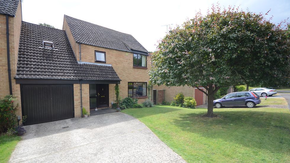 Property photo 1 of 12 1