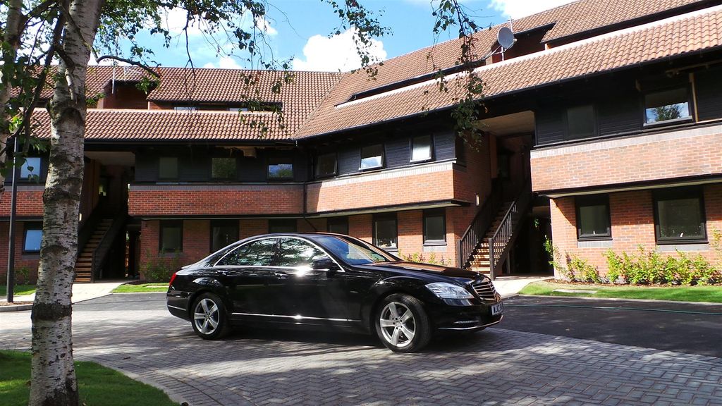 Property photo 1 of 7 External4.Jpg