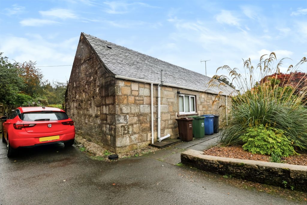 Property photo 1 of 33 Primary Property Image