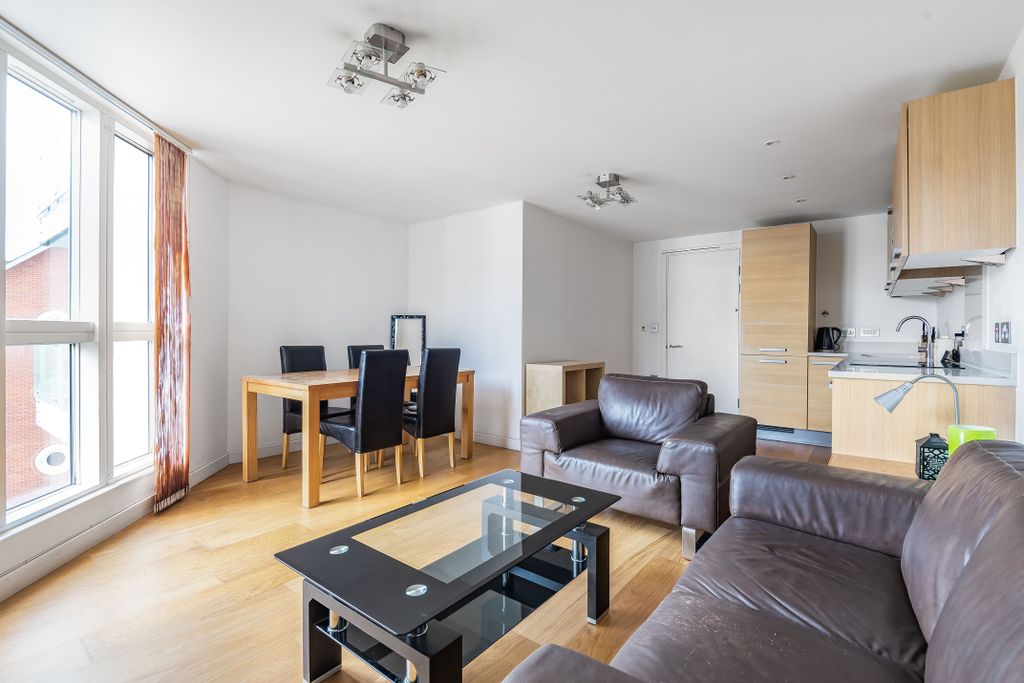 Property photo 2 of 7 850331 (3)