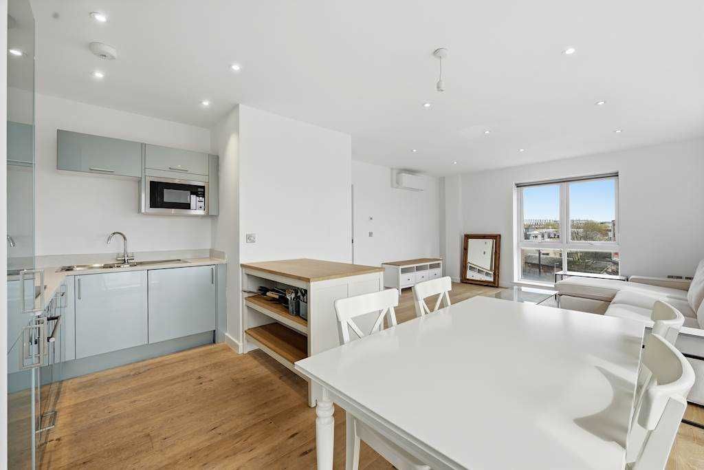 Property photo 3 of 16