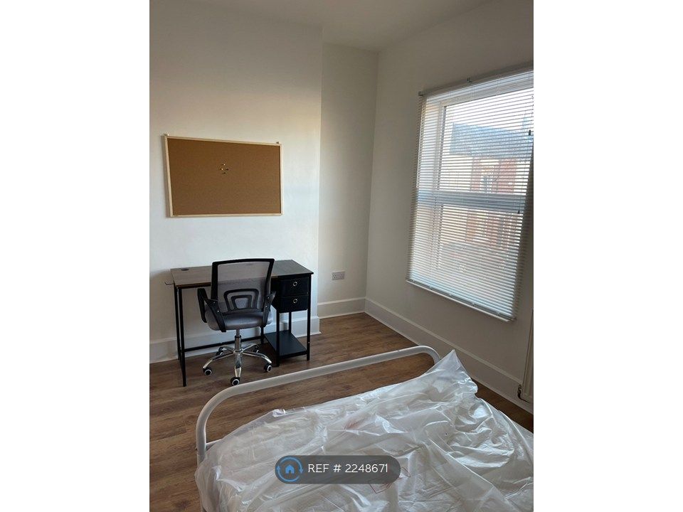 Property photo 1 of 4