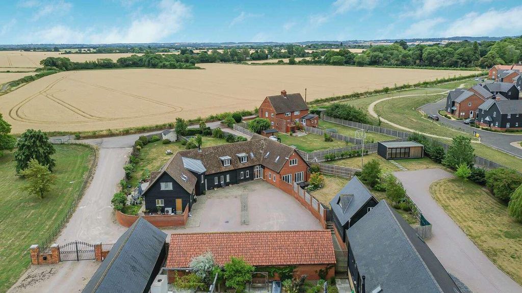 Property photo 1 of 22