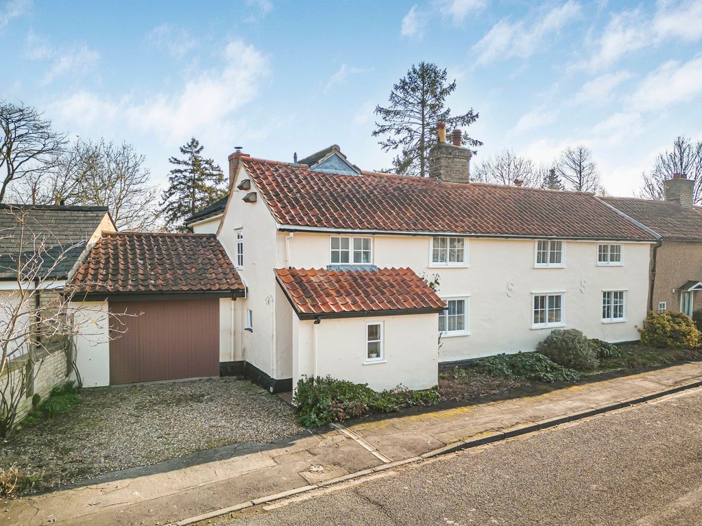 Property photo 1 of 32 1046714