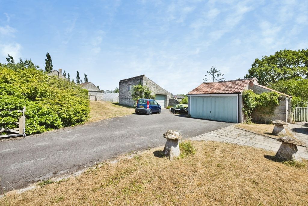 Property photo 3 of 25 Pbox-Img.Jpg