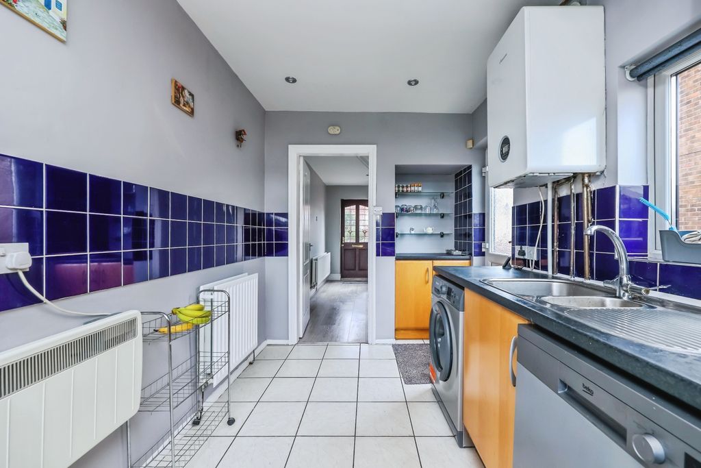 Property photo 3 of 15