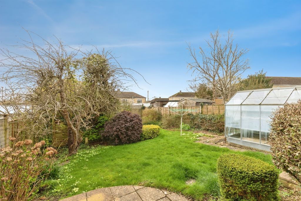 Property photo 3 of 13