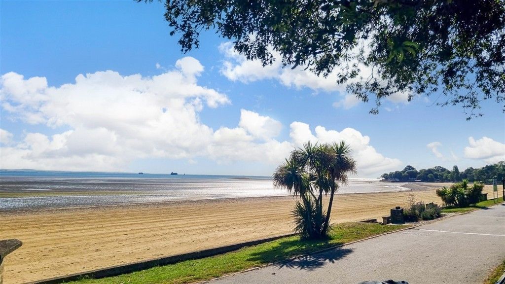 Property photo 2 of 11 Surrounding Area