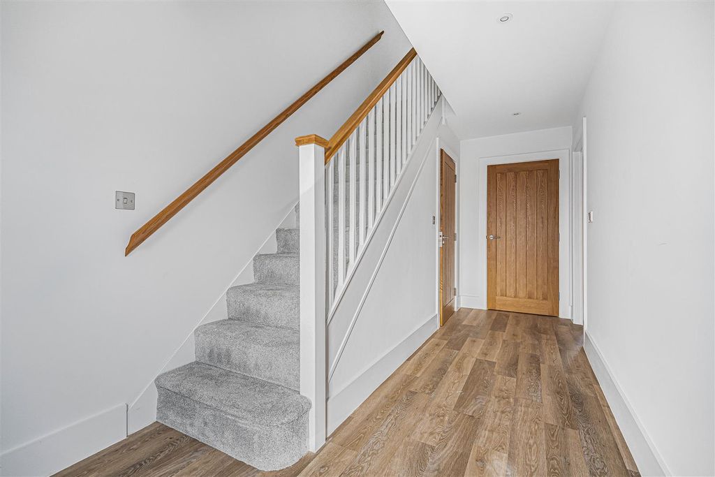 Property photo 2 of 26 25_68118.Jpg