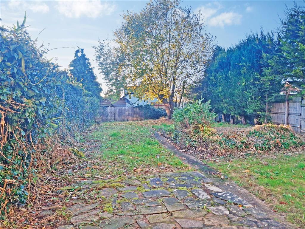 Property photo 2 of 6