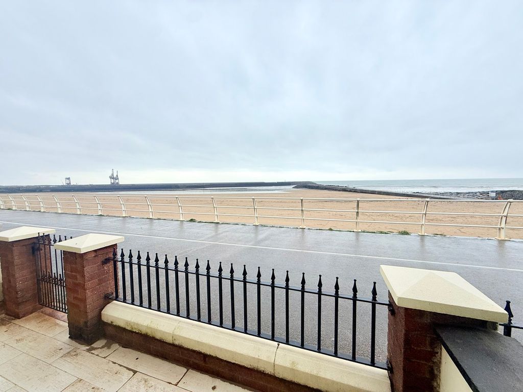 Property photo 3 of 37 Front Promenade View