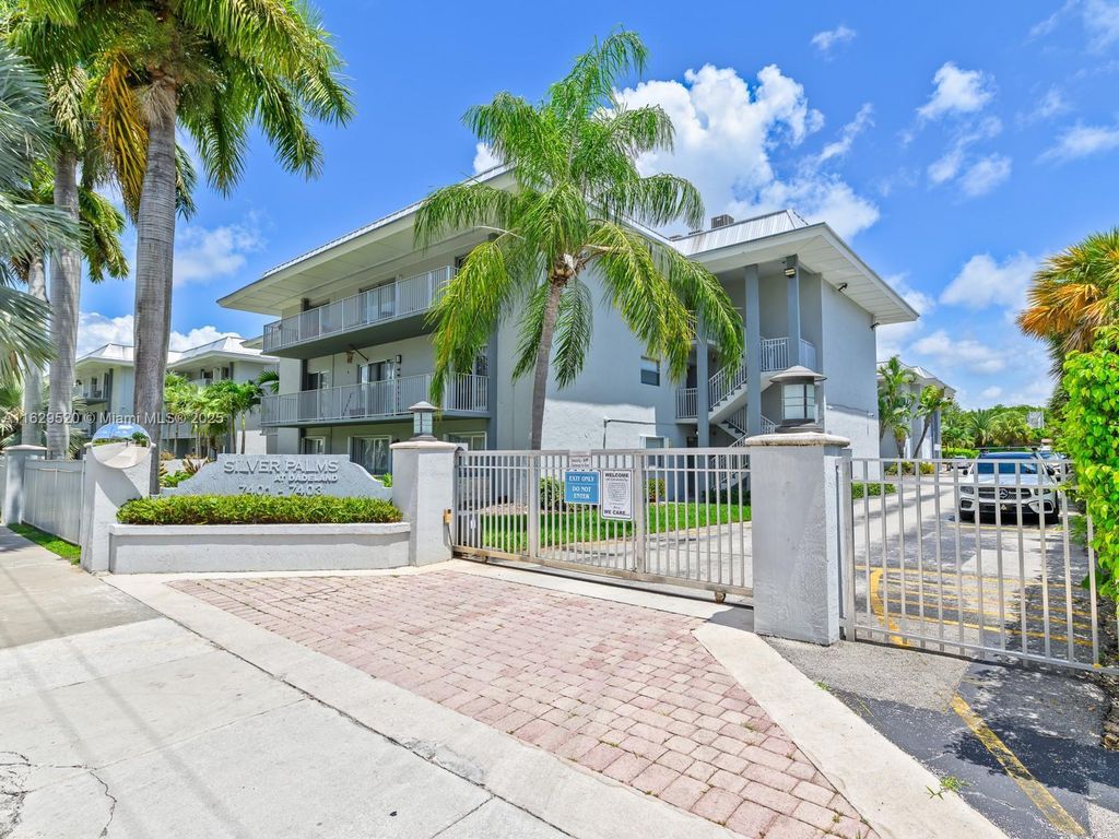Property photo 2 of 43 <Alttext/>