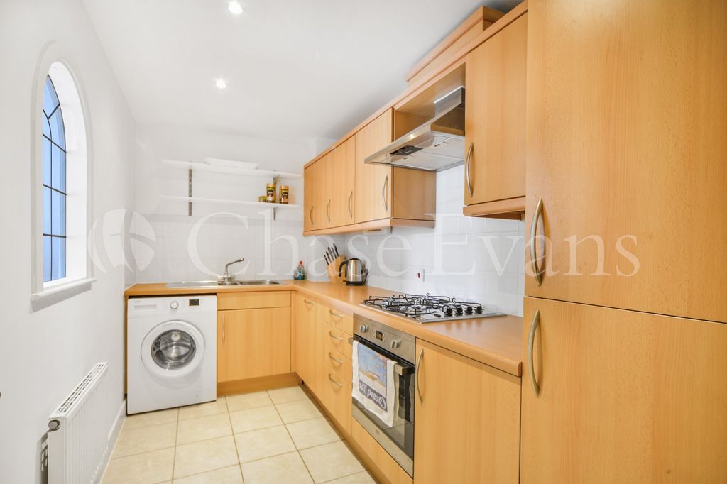 Property photo 2 of 23 Kitchen