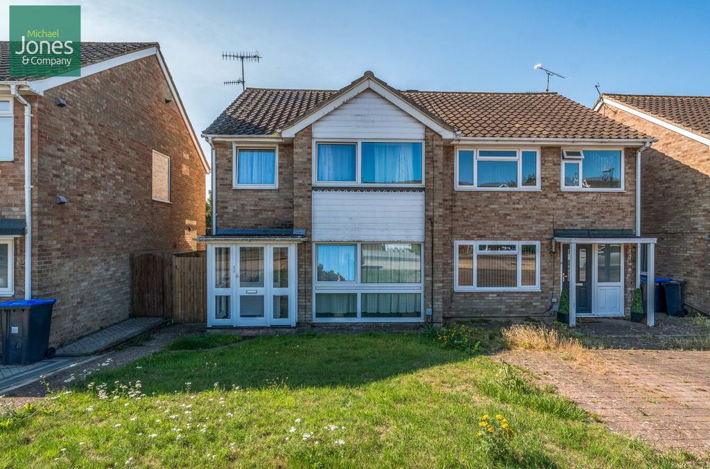 Property photo 1 of 11 External