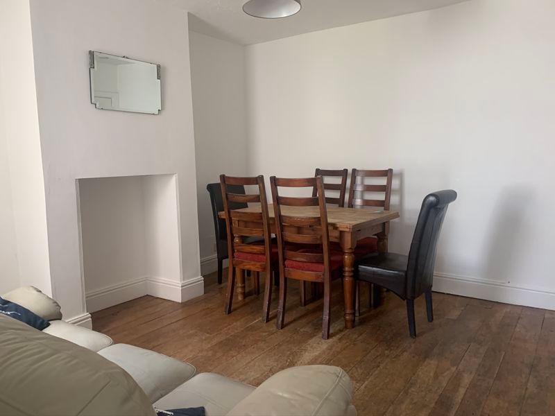 Property photo 2 of 13 Photo 7