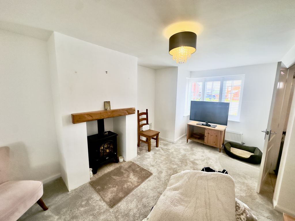 Property photo 3 of 40