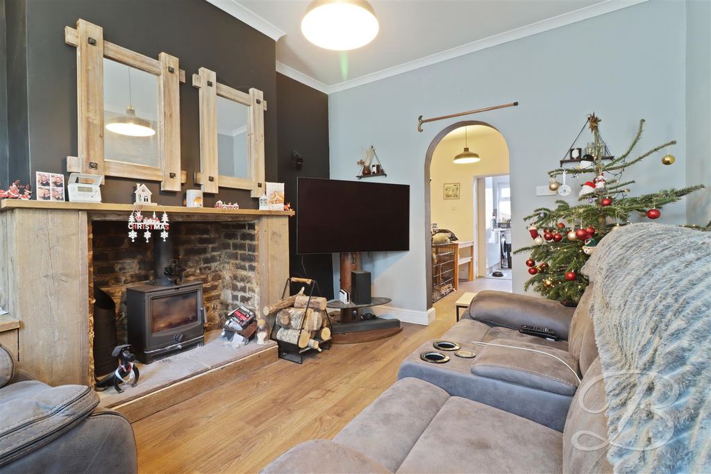 Property photo 3 of 18 Img_2280_1.Jpg