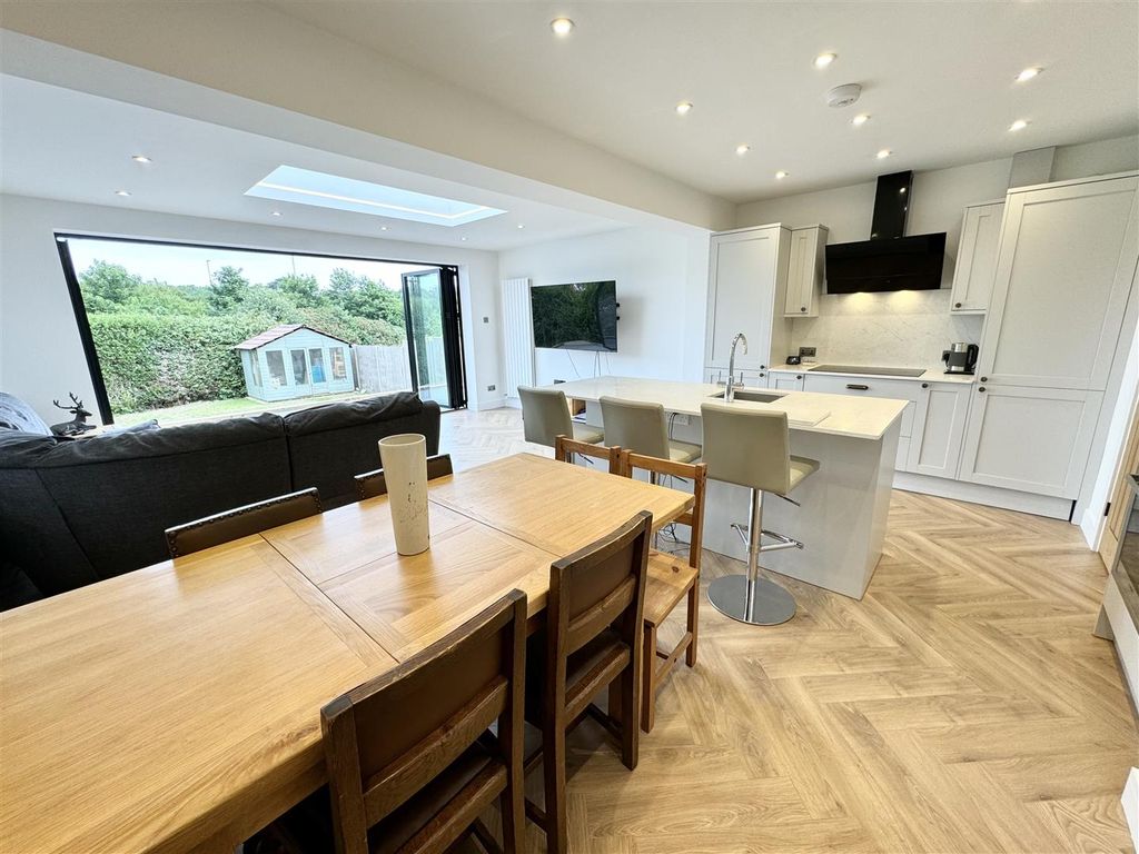 Property photo 3 of 15 Img_2544.Jpg