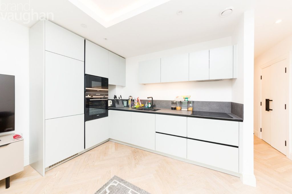 Property photo 3 of 7 Picture No. 19