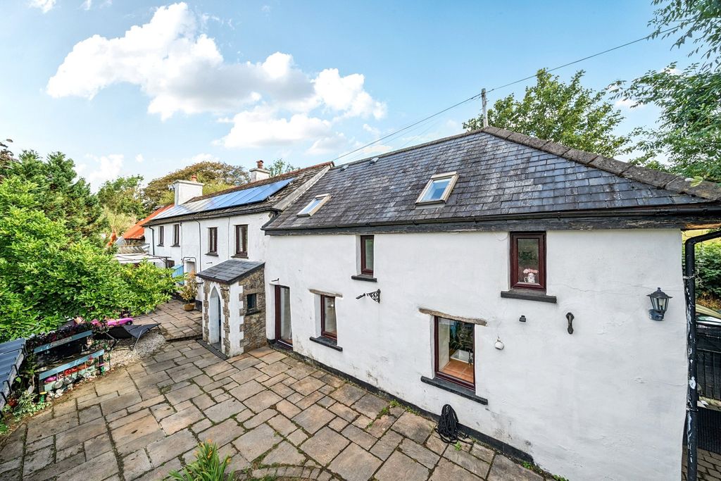 Property photo 1 of 17 Picture No. 02