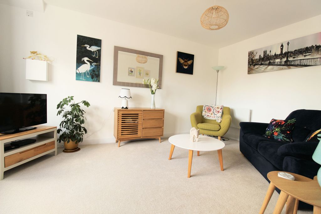 Property photo 3 of 18 Img_39755