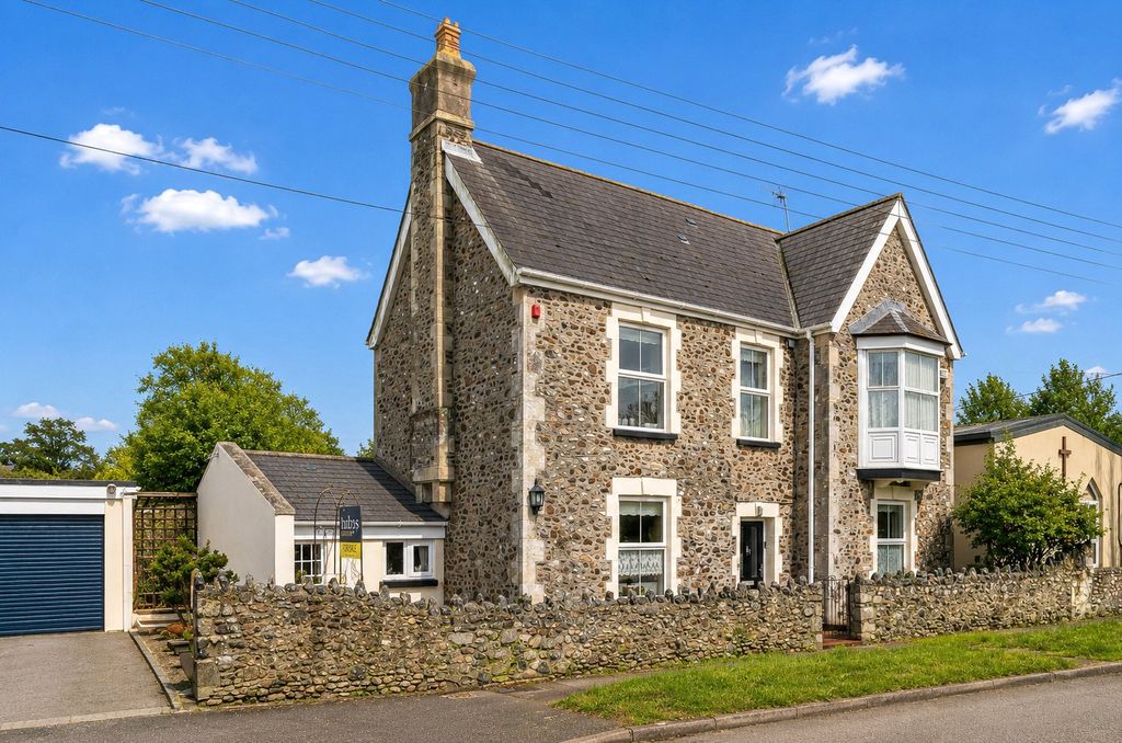 Property photo 1 of 23 Picture No. 34