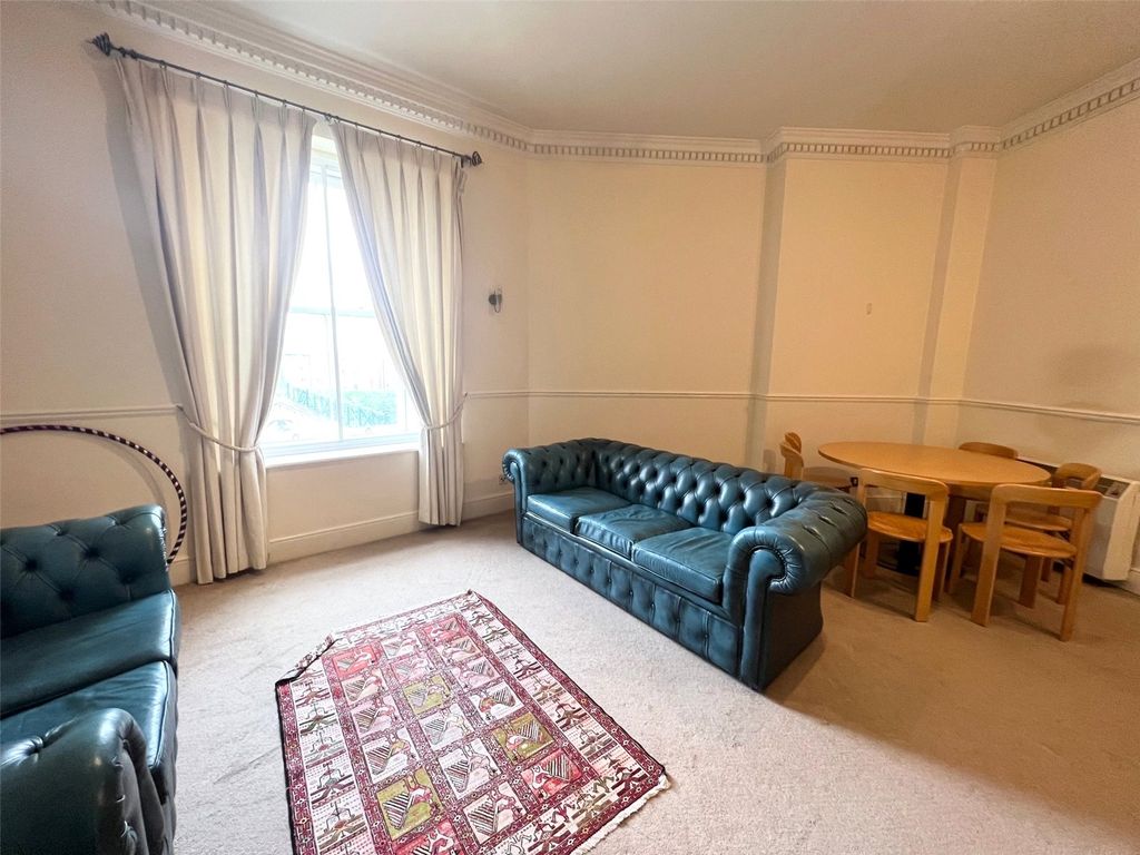 Property photo 3 of 7 Picture No. 05