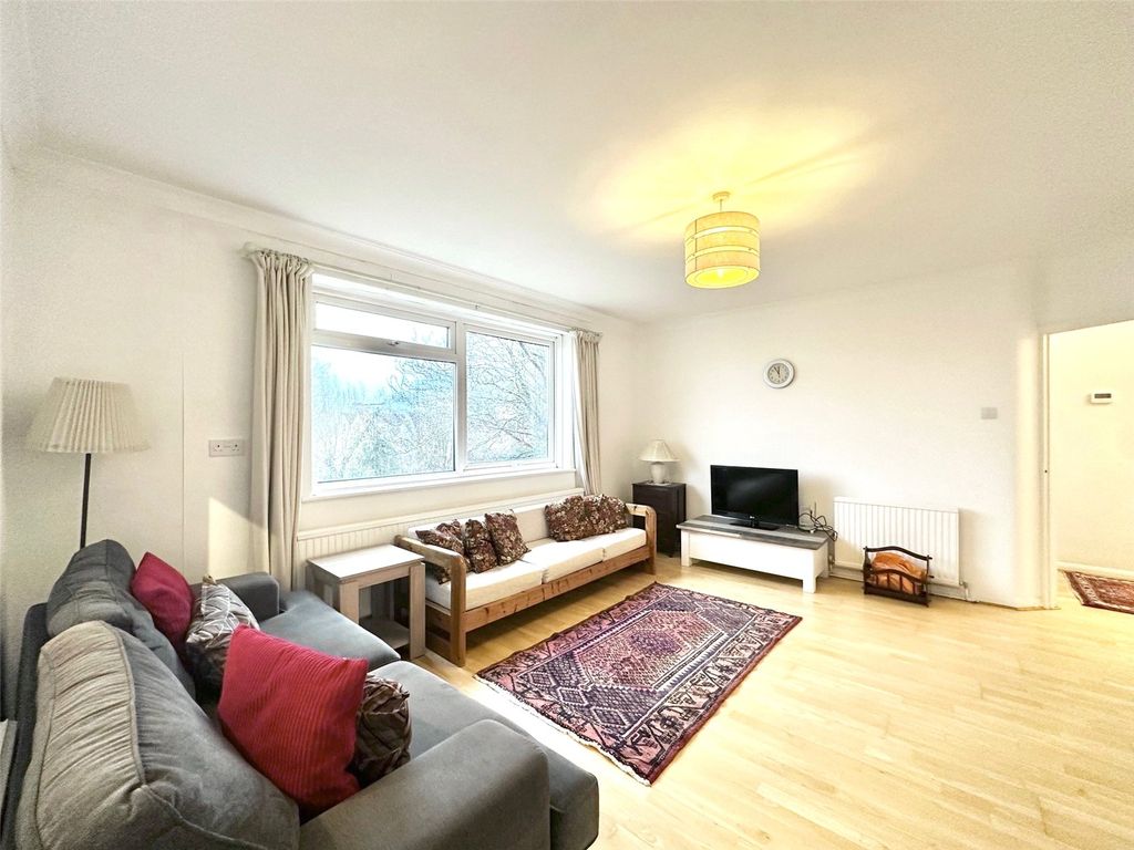 Property photo 3 of 10 Picture No. 21