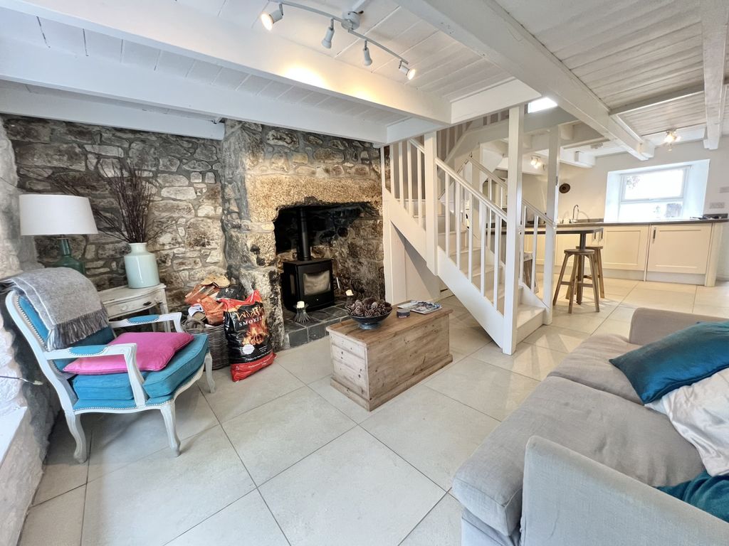 Property photo 2 of 13 Gallery