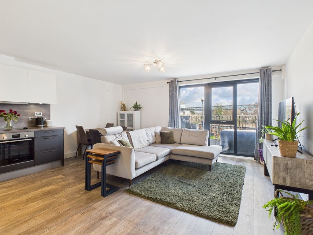 Property photo 2 of 23